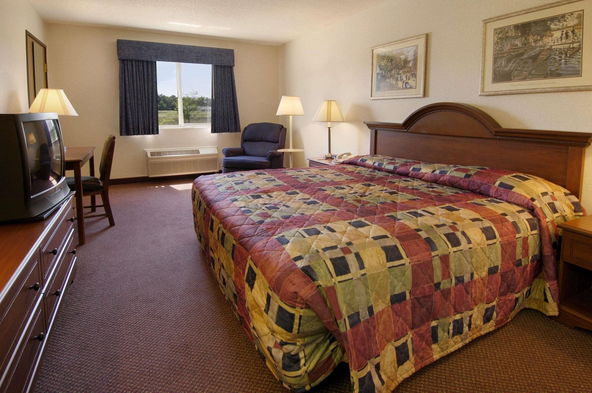Baymont By Wyndham Dowagiac Hotel Kültér fotó